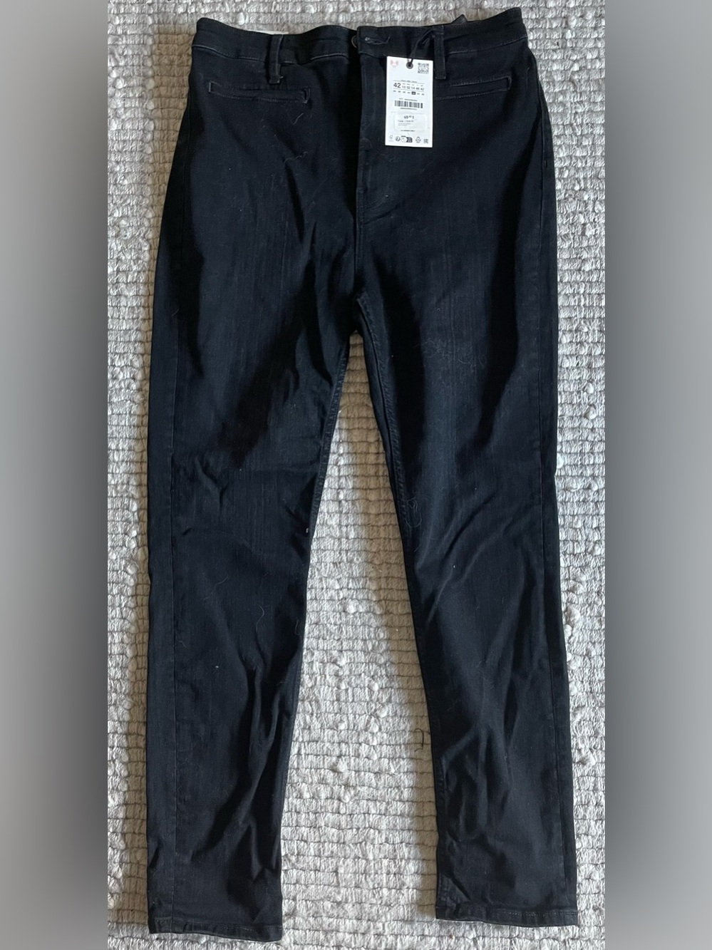 Black Slim Straight Pants / Zara